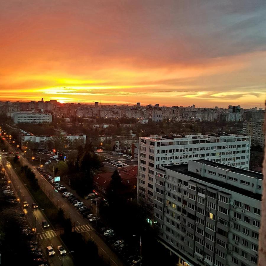 Perfect View Apartament 2 Rooms Self Check-In Bukarest Exteriör bild