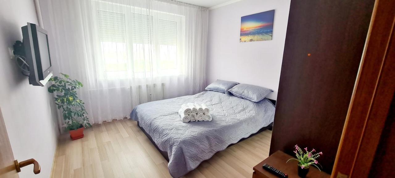 Perfect View Apartament 2 Rooms Self Check-In Bukarest Exteriör bild
